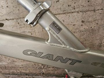 Used Giant REVIVE Reclinate 1995 Road & Gravel, Light Gray — image 2 of 7
