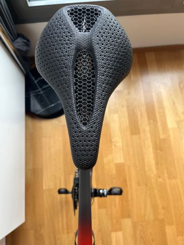 Used BMC TeamMachine R01 ONE 2025 Road & Gravel, Black — image 28 of 29
