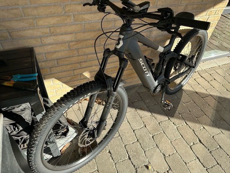 Scott Strike eRIDE 930 2024 2024 Mountainbike d'occasion — image 2 sur 7