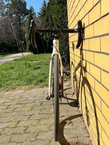 Used Cannondale Synapse Carbon 2 LE 2022 2022 Road & Gravel, White — image 2 of 8