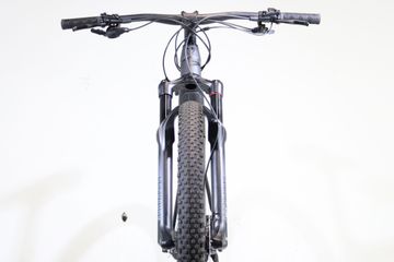 Used Trek E-Caliber 9.6 2022 2022 Mountainbike, Light Gray, 29 — image 4 of 5