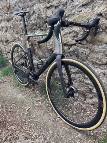 Brugt fuji kasane 1.3 2024 Road & Gravel — billede 2 af 8