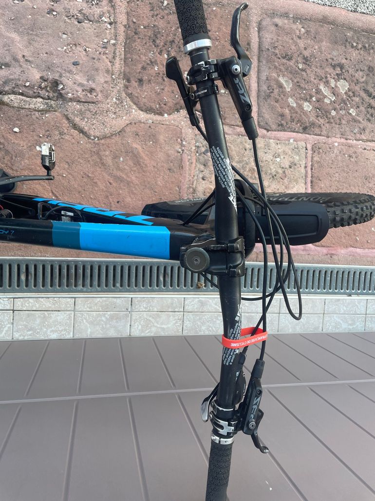 Used Trek Remedy 7 27.5 2018 2018 Mountainbike, Black, 27.5 — image 9 of 9