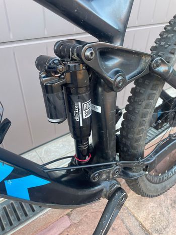Used Trek Remedy 7 27.5 2018 2018 Mountainbike, Black, 27.5 — image 3 of 9