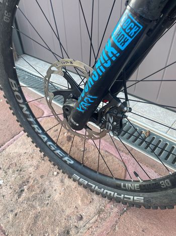 Used Trek Remedy 7 27.5 2018 2018 Mountainbike, Black, 27.5 — image 8 of 9