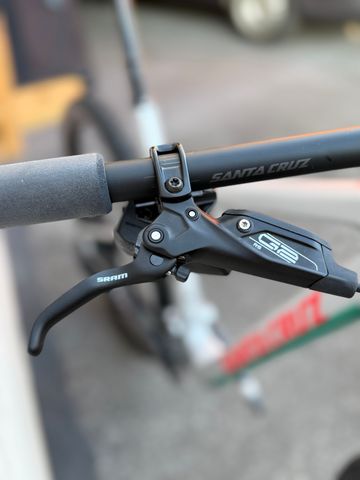 Brugt Santa Cruz BLUR X01 TR / Carbon CC 2024 2024 Mountainbike — billede 3 af 26