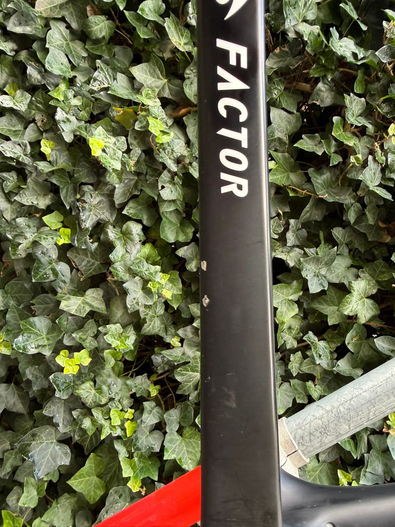 Used Factor O2 Disk Frameset - size 56 Frameset 2021 Road & Gravel, Black — image 12 of 15