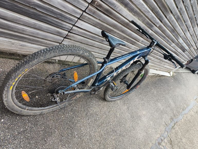 Used Trek X-Caliber 7 2021 2021 Mountainbike, Blue, 29 — image 2 of 3