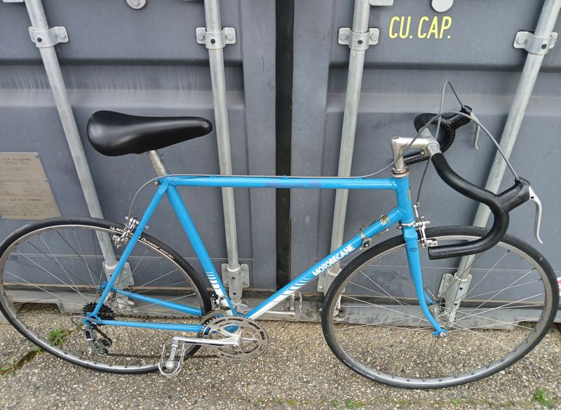 Used Motobecane road 1975 Road & Gravel, Blue — image 5 of 9