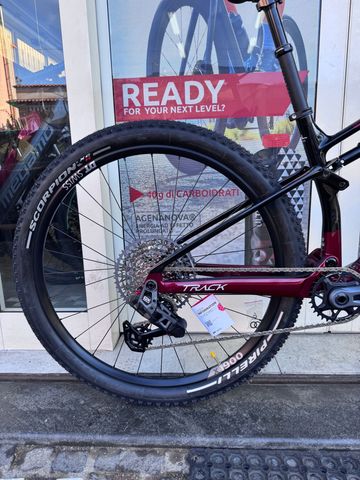 Used Megamo 03 2024 Mountainbike, Red — image 3 of 5