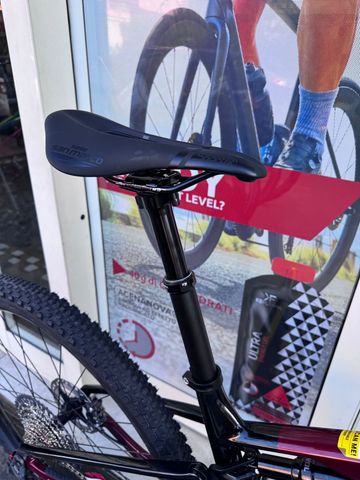 Used Megamo 03 2024 Mountainbike, Red — image 2 of 5