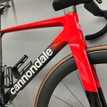 Brugt Cannondale SuperSix EVO Hi-MOD 2 2024 2024 Road & Gravel — billede 2 af 5