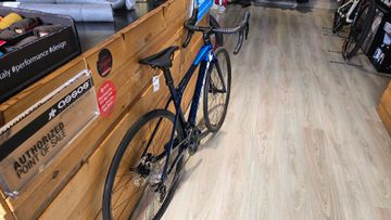 Brugt Trek Émonda SL 5 Disc 2022 2022 Road & Gravel — billede 2 af 3