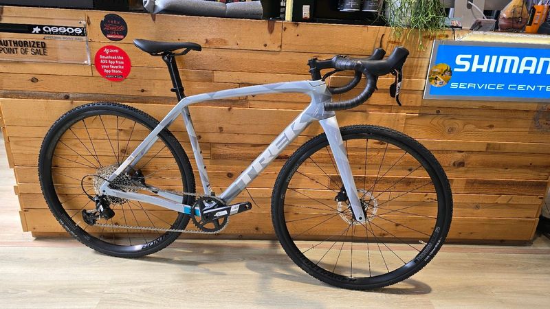 Used Trek Boone 5 2025 2025 Road & Gravel, Light Gray — image 1 of 3