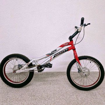 Used Monty kamel 220 2011 MTB