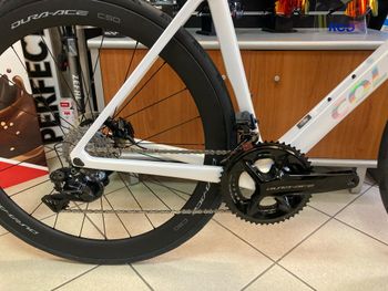 Used Colnago V4Rs Disc Shimano Dura Ace Di2 2024 Road & Gravel, White — image 3 of 9