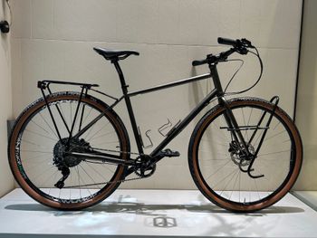 Used Specialized AWOL Elite 2015 2015 Road & Gravel — image 1 of 13