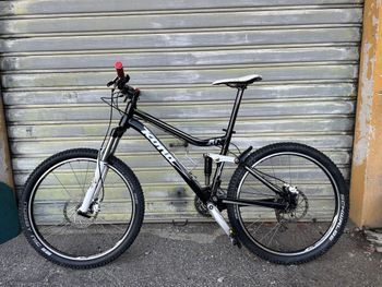 Used Kona TANUKI 2011 2011 Mountainbike, Black, 26 — image 2 of 8