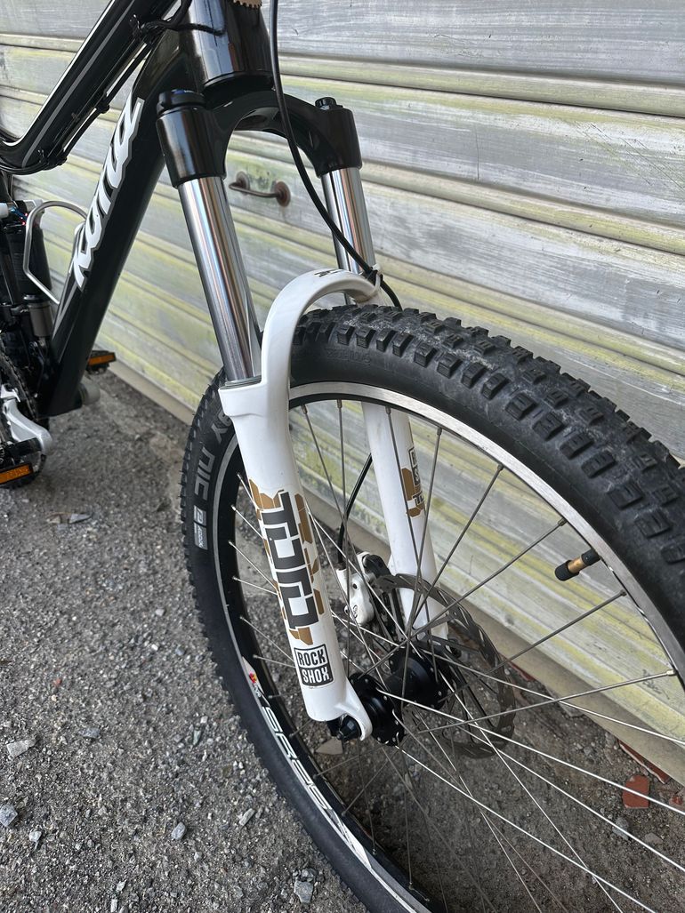 Used Kona TANUKI 2011 2011 Mountainbike, Black, 26 — image 3 of 8
