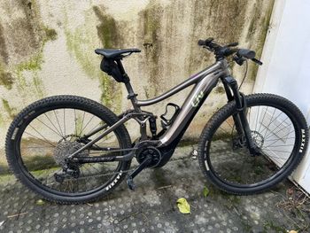 Used Liv Embolden E+ 1 2023 2023 Mountainbike, Light Gray, 27.5, 29 — image 3 of 5