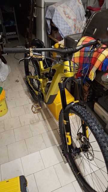 Brugt Flyer Uproc EVO:X 8.70 High 2023 2023 Mountainbike — billede 2 af 5