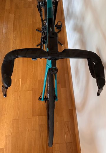 Brugt Focus IZALCO MAX 9.9 2022 2022 Road & Gravel — billede 2 af 8