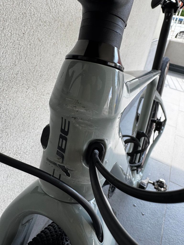 Used CUBE NUROAD C:62 PRO 2024 2024 Road & Gravel, Light Gray — image 3 of 6