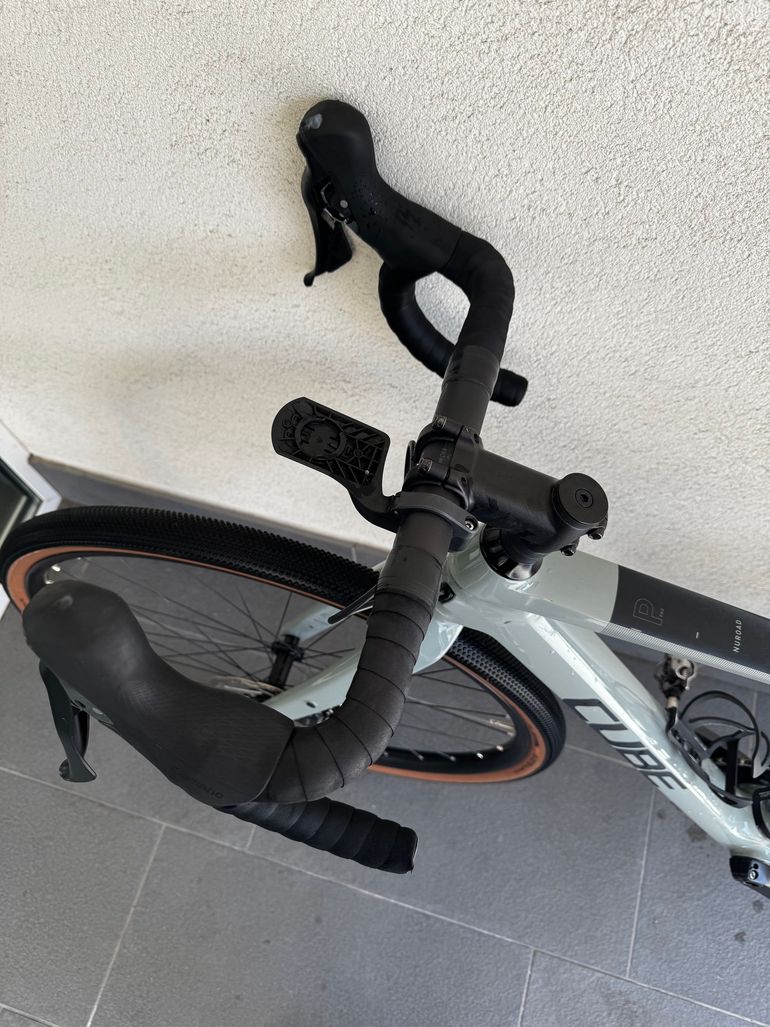 Used CUBE NUROAD C:62 PRO 2024 2024 Road & Gravel, Light Gray — image 2 of 6