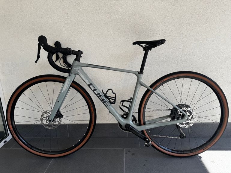 Used CUBE NUROAD C:62 PRO 2024 2024 Road & Gravel, Light Gray — image 1 of 6