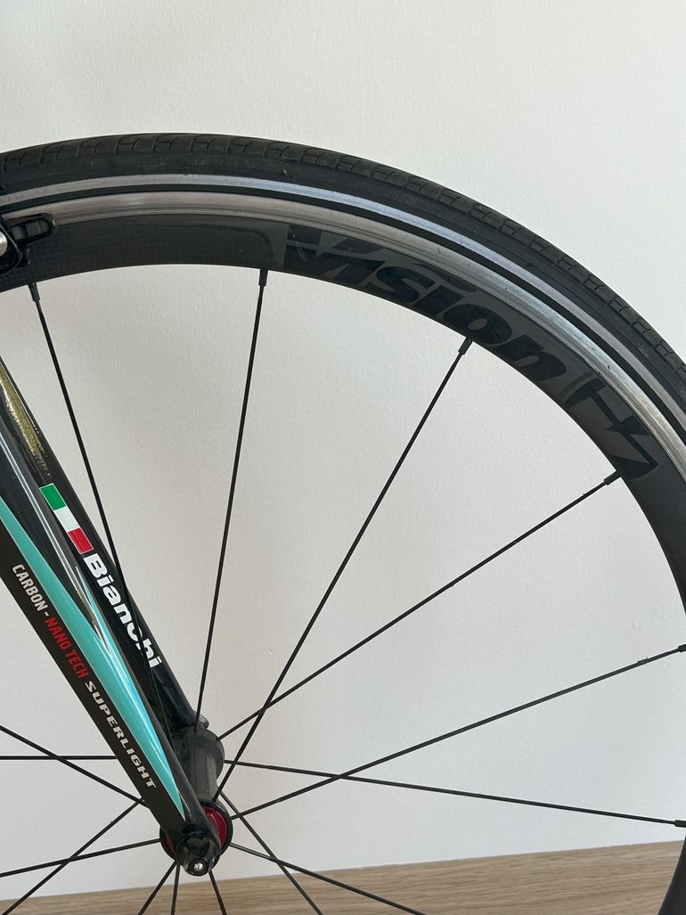 Used Bianchi 928 SL 2010 Road & Gravel, Black — image 4 of 6