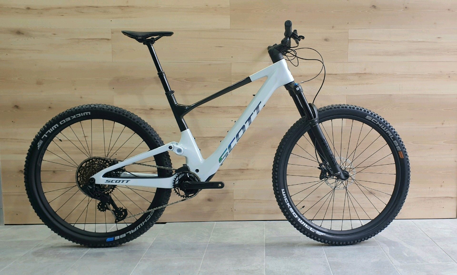 Scott Lumen 905 : VTT électrique longue autonomie ⚡