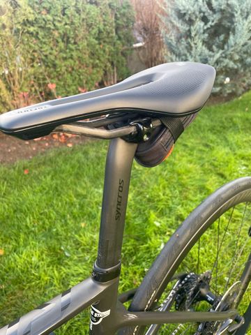 Tweedehands Scott Addict RC Pro 2024 Road & Gravel — afbeelding 2 van 10
