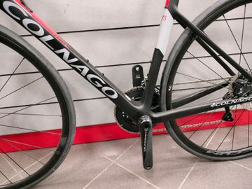 Colnago Ultegra 8050 Disco 2023 Road & Gravel usato, Nero — immagine 8 di 10