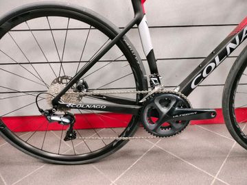 Colnago Ultegra 8050 Disco 2023 Road & Gravel usato, Nero — immagine 4 di 10