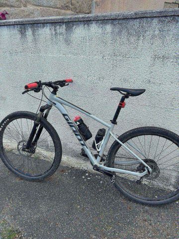 Used Giant Talon 2 2021 2021 MTB