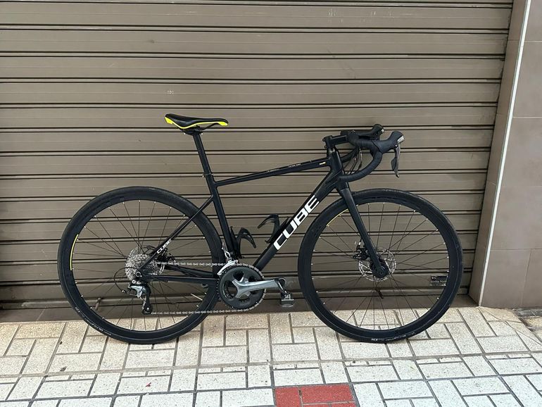 Used CUBE ATTAIN RACE 2024 2024 Road & Gravel, Schwarz — image 14 of 14