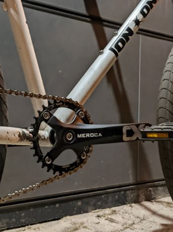 Used On-One Inbred 2015 Mountainbike, White — image 5 of 9