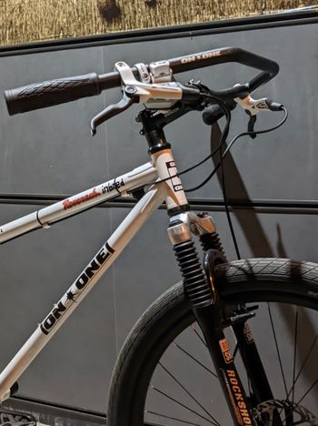 Used On-One Inbred 2015 Mountainbike, White — image 7 of 9