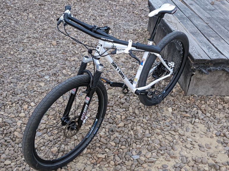 Used On-One Inbred 2015 Mountainbike, White — image 9 of 9