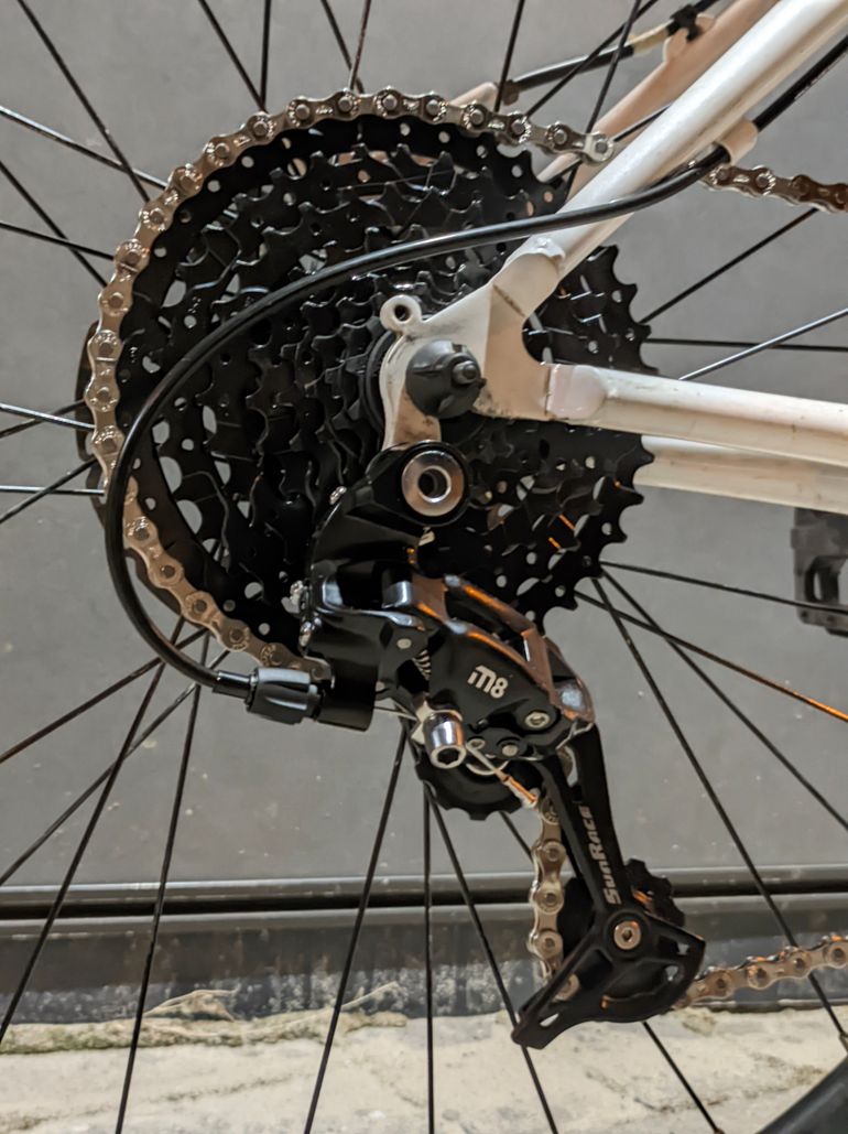 Used On-One Inbred 2015 Mountainbike, White — image 4 of 9