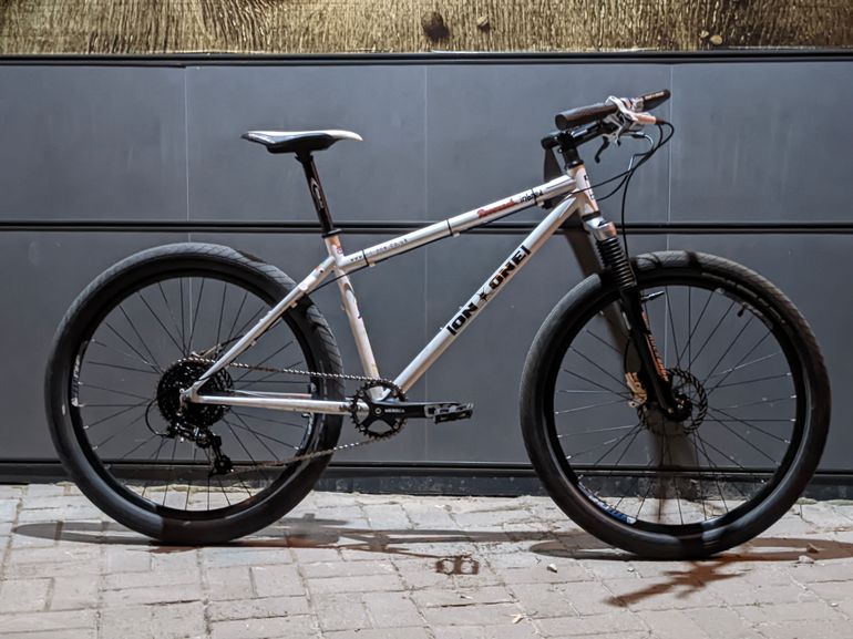Used On-One Inbred 2015 Mountainbike, White — image 1 of 9