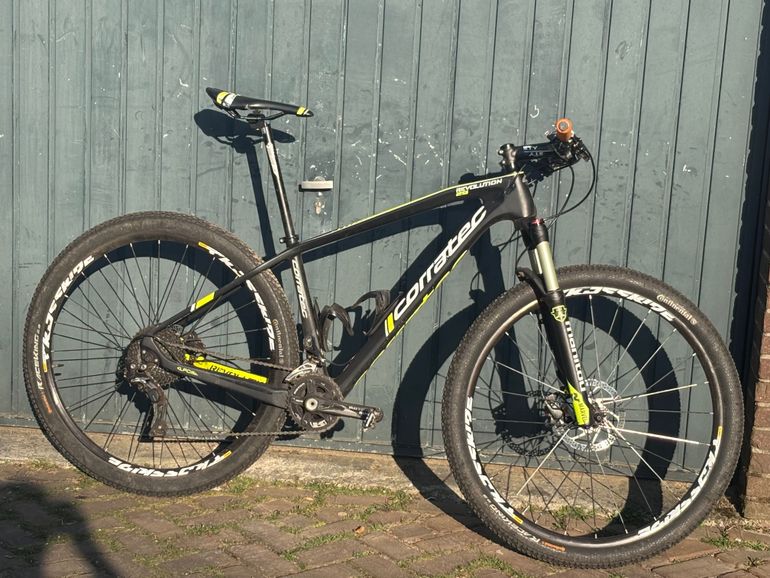 Used Corratec Revolution 2019 Mountainbike, Black — image 2 of 12