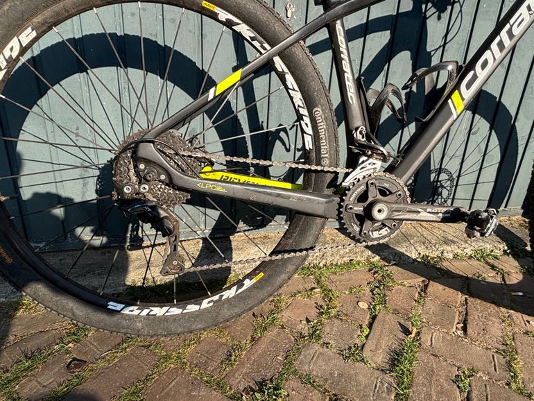 Used Corratec Revolution 2019 Mountainbike, Black — image 6 of 12