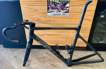 Scott Addict RC 30 2024 Frameset 2024 Road & Gravel usato, Grigio chiaro — immagine 2 di 9