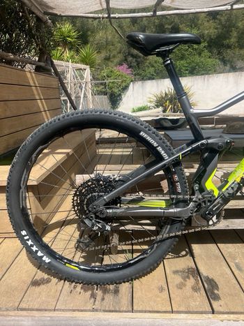Used Lapierre ZESTY AM FIT 4.0 2020 2020 Mountainbike, Light Gray, 27.5, 29 — image 4 of 7
