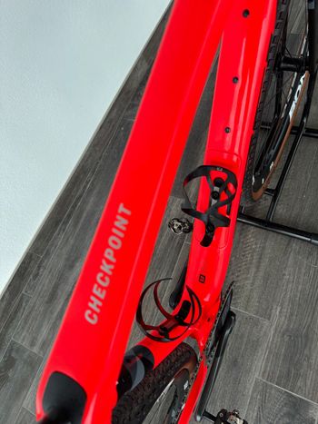 Brugt Trek Checkpoint SLR 7 eTap 2023 2023 Road & Gravel — billede 7 af 8