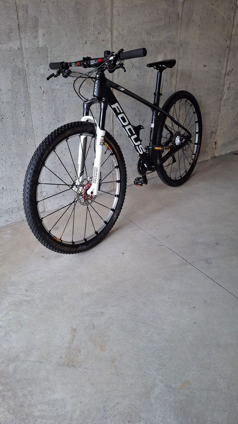 Used Focus Raven 2017 Mountainbike, Black — image 2 of 6