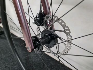 Używany Giant TCR Advanced Disc 2 Pro Compact 2024 2024 Road & Gravel — zdjęcie 9 z 10
