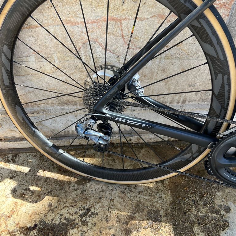 Scott Addict rc 15 2018 Road & Gravel usato, Nero — immagine 9 di 9