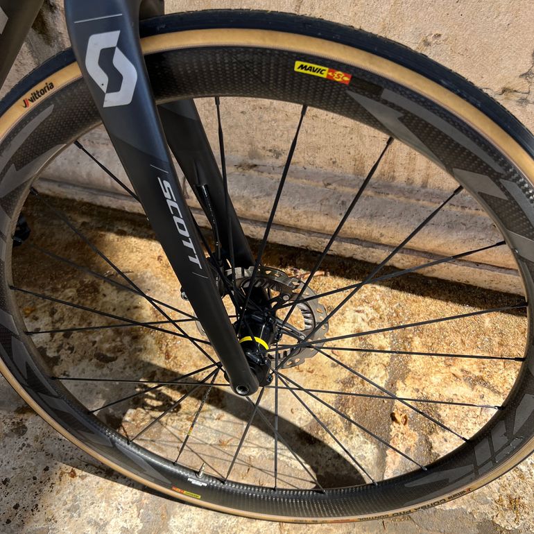 Scott Addict rc 15 2018 Road & Gravel usato, Nero — immagine 6 di 9